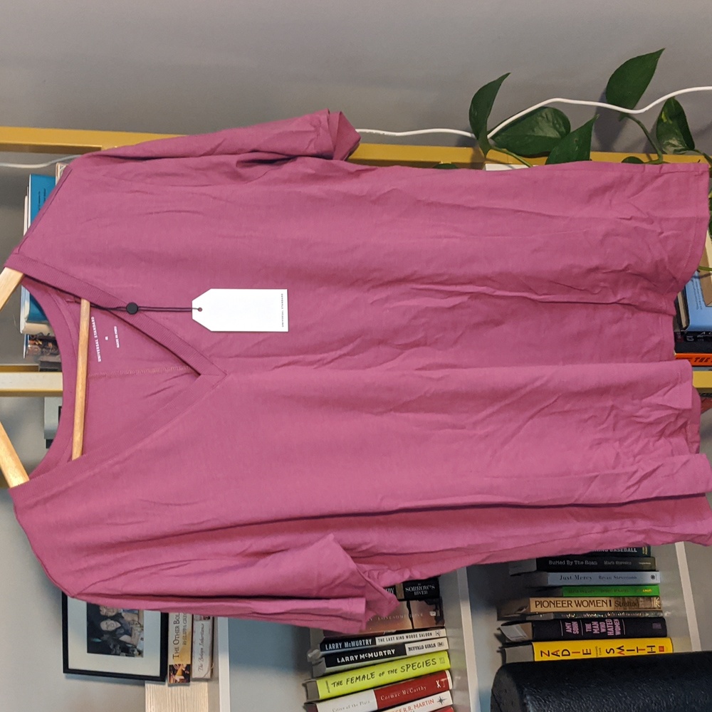NWT Universal Standard t-shirt